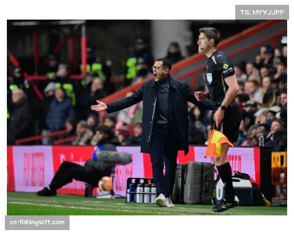 伤情速报：弗赖堡边锋因疑似拉伤被换下，初步判断为疲劳导致